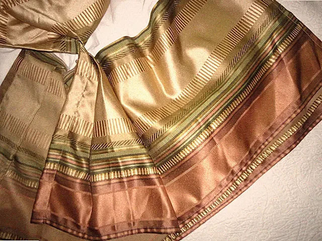 CROSCILL CARRINGTON GREEN GOLD CINNAMON STRIPE (KING) BEDSKIRT 14" SPLIT CORNER