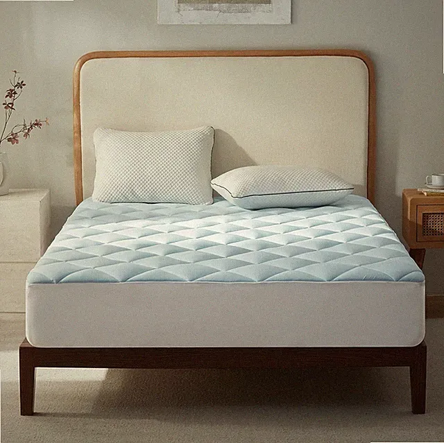 Queen Cooling Memory Foam Mattress Topper, Gel-Infused for Hot Sleepers