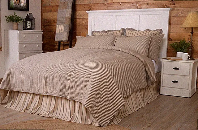 Reversible Full / Queen Quilt Cream Gray Ticking Stripe Farmhouse Sawyer Mill